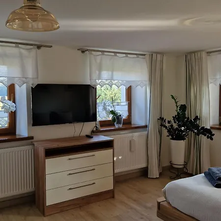 Apartment Siedlisko Hortensjowe Wzgorza Szyszkowa 61, 59-820 - Janina *